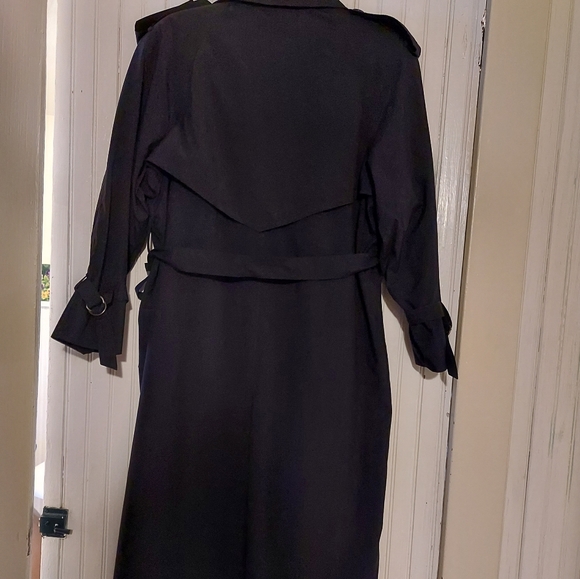 Ladies London Fog Coat - Picture 4 of 6